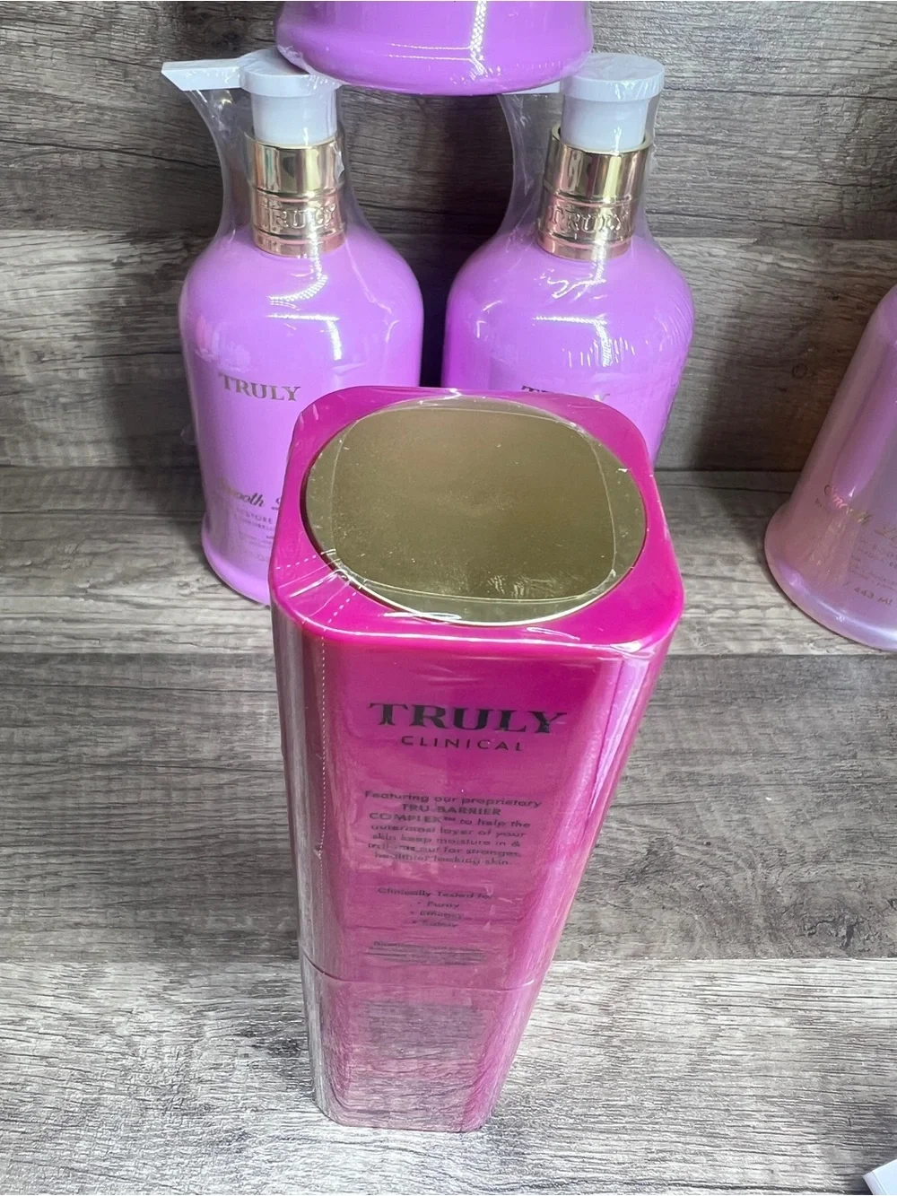 Truly Beauty Hydra-Restore Body Lotion Smooth Legend , Body Wash, Body Serum Set
